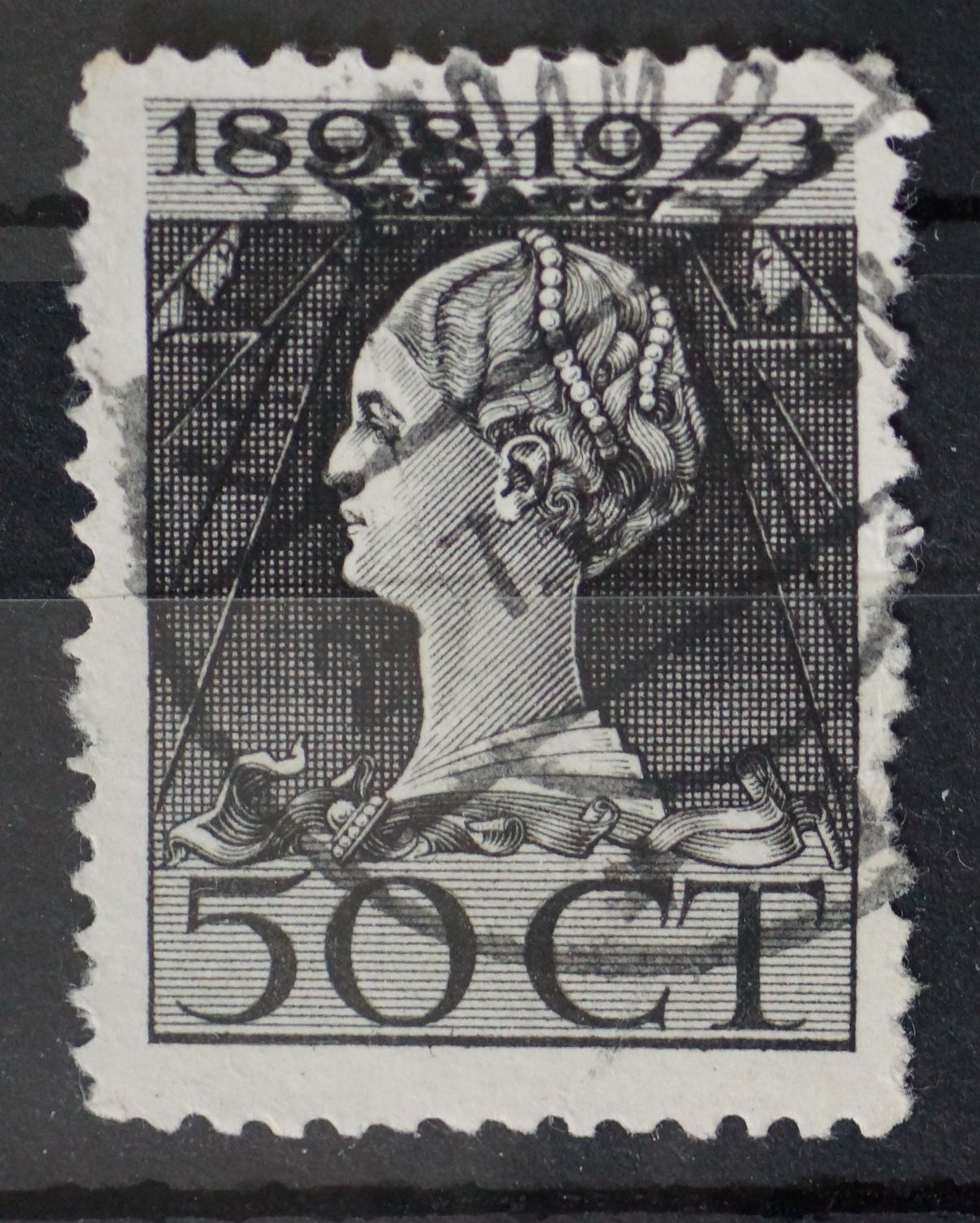 Amsterdam 2  1 op NVPH 128 - vrij schaars