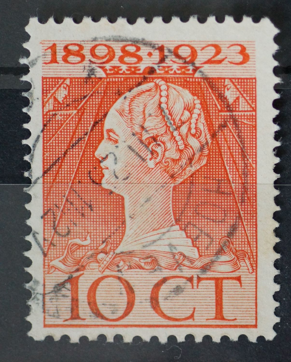 Hoeven op NVPH 124 - vrij schaars