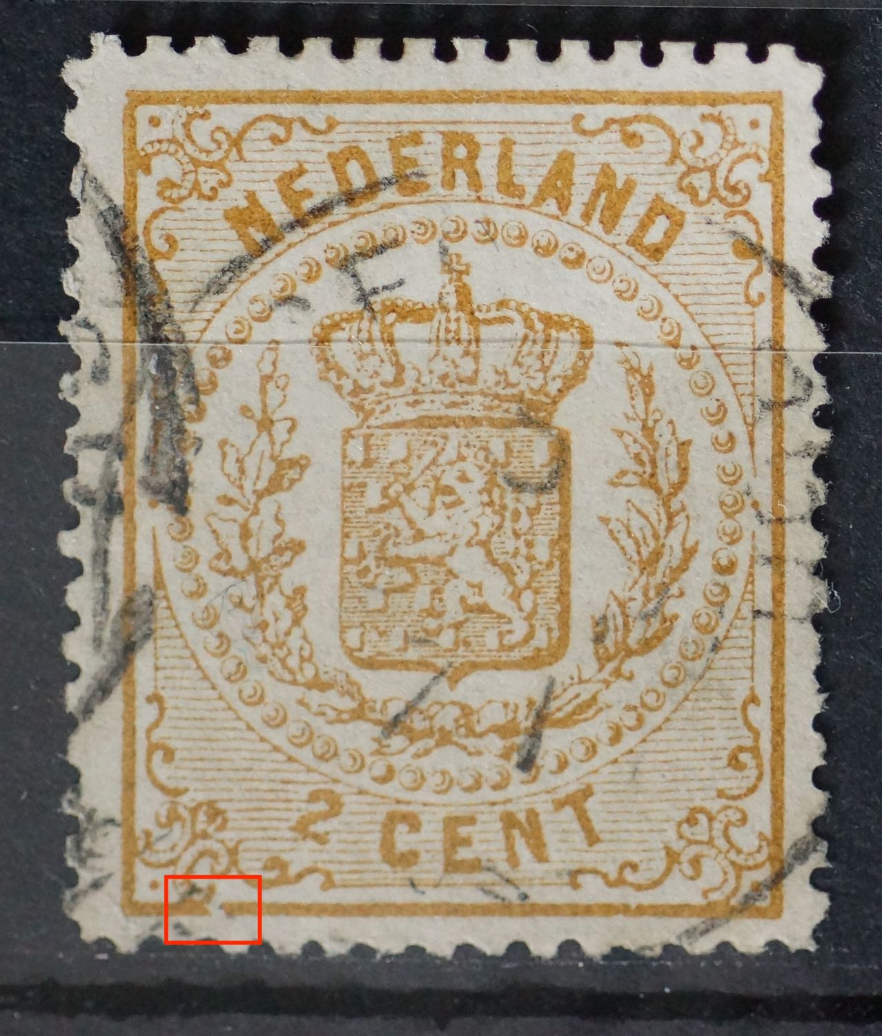 NVPH 17 - witte vlek / breuk in kaderlijn onder, links