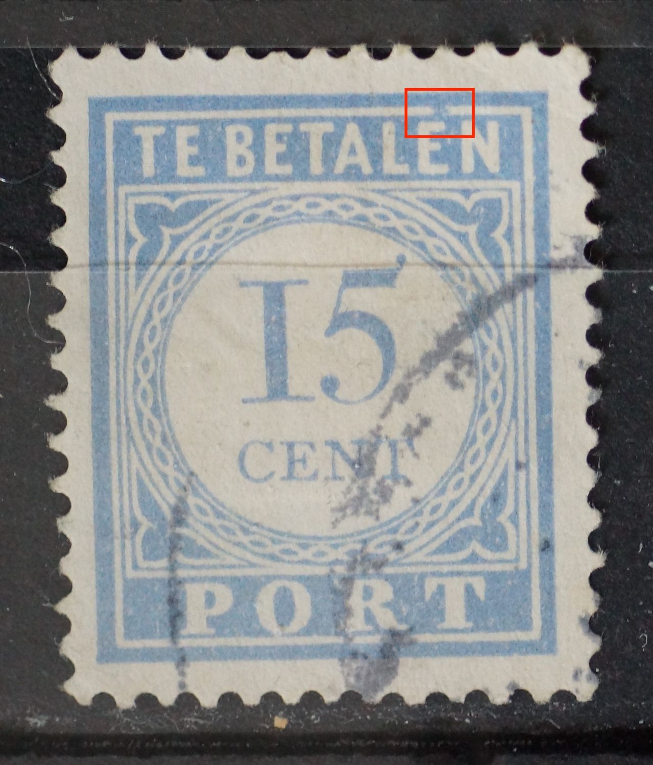NVPH P 57 - blauwe vlek in kaderlijnen boven, rechts