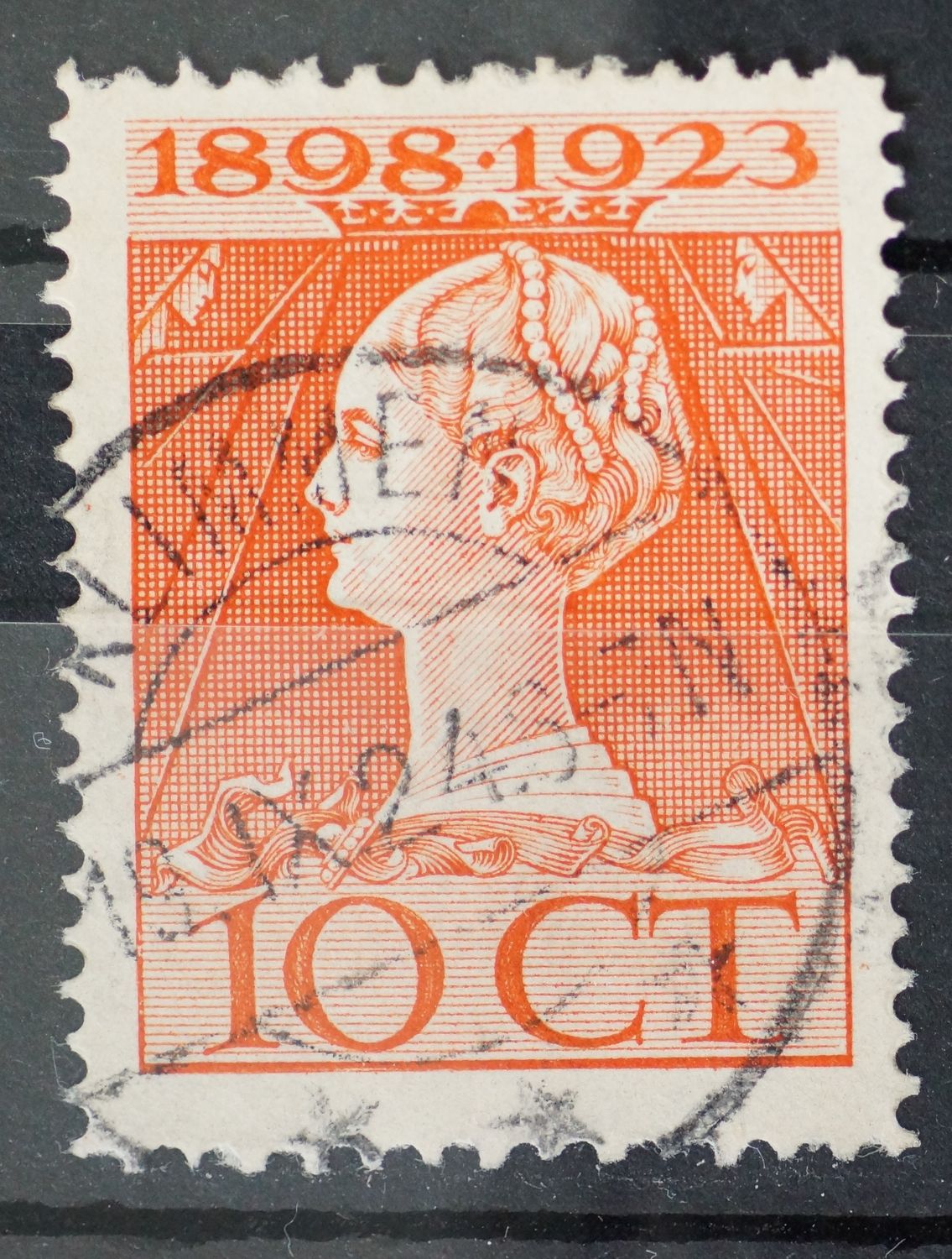 Klimmen op NVPH 124