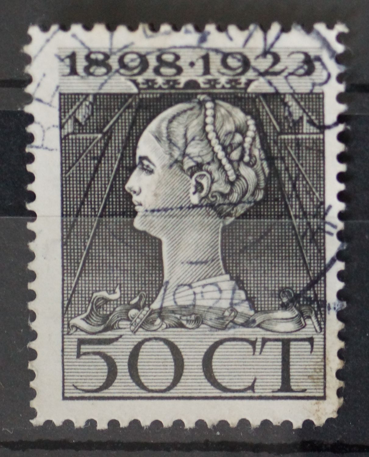 Reuzel (N.B.) op NVPH 128