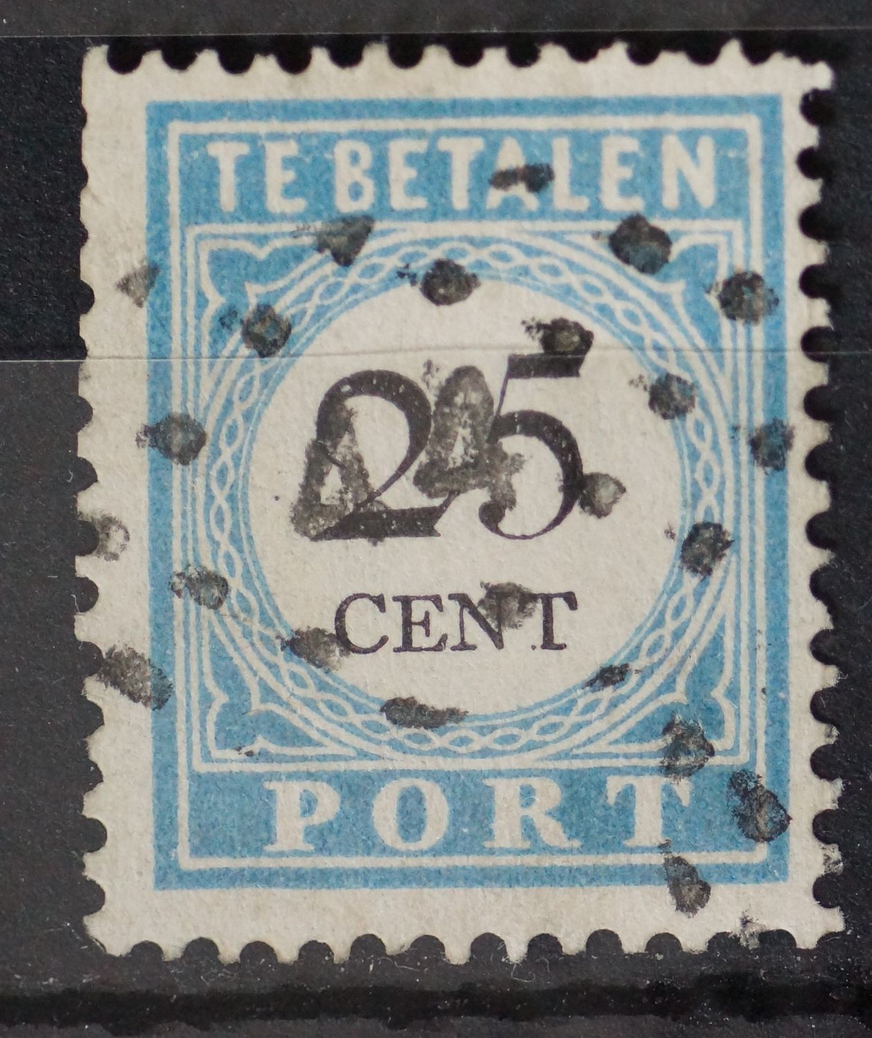 44 (Den Haag) op NVPH P11