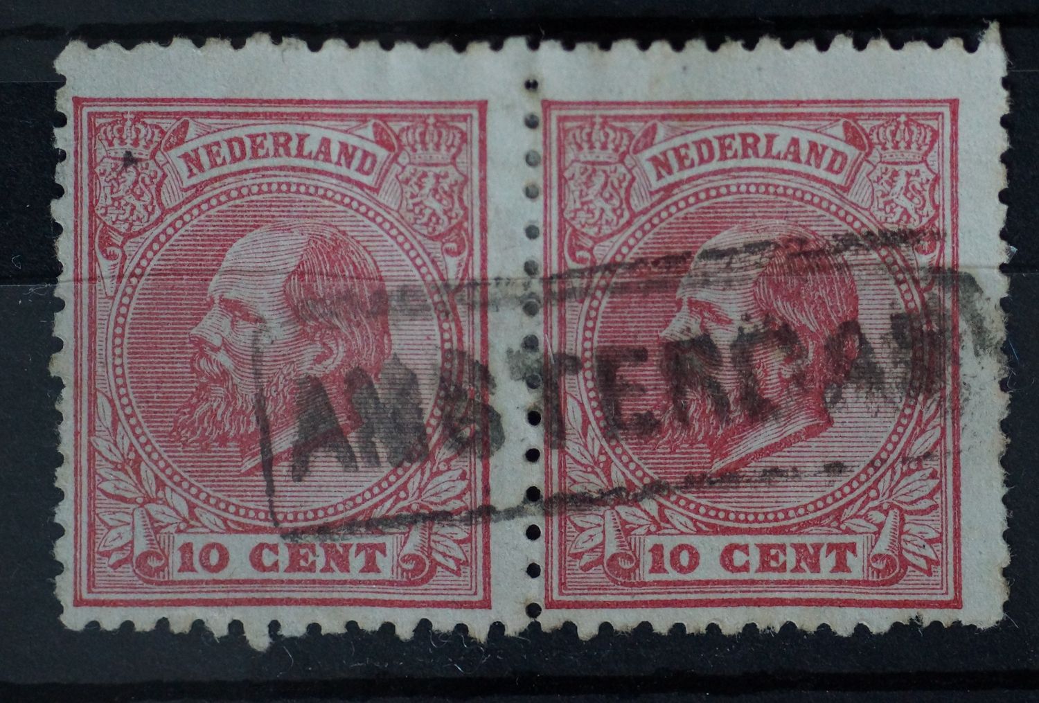 Haltestempel Amsterdam op NVPH 21 (paar)