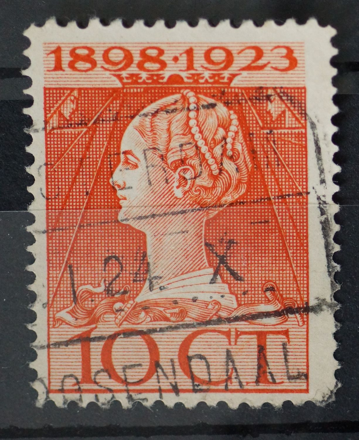 Amsterdam - Roosendaal X op NVPH 124
