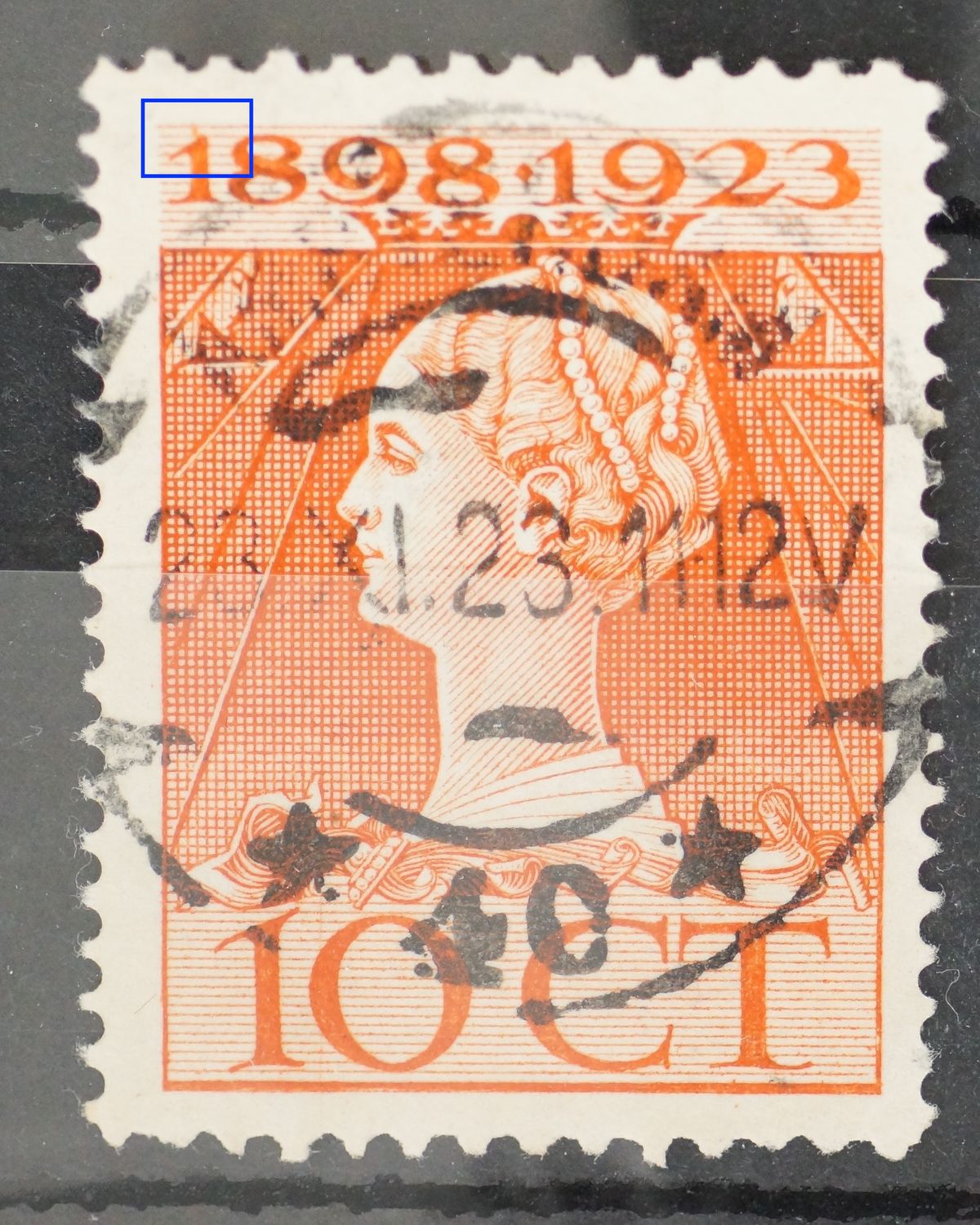 NVPH 124 - oranje streepje naar links op de 1 van 1898