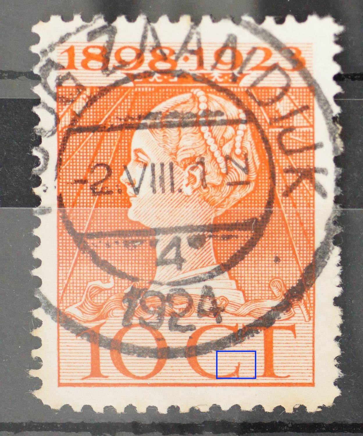 NVPH 124 - oranje punt aan de binnenzijde van de C van CT