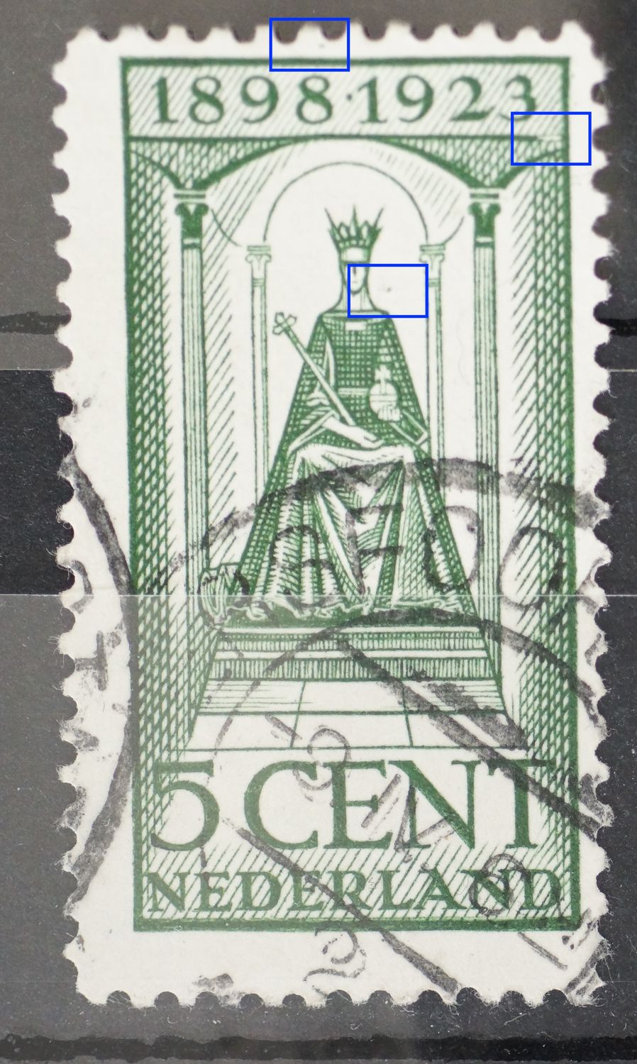 NVPH 122 - o.a. witte vlek in lijn onder 1923 (122 PM5) NVPH 122 - o.a. witte vlek in lijn onder 1923 (122 PM5)
