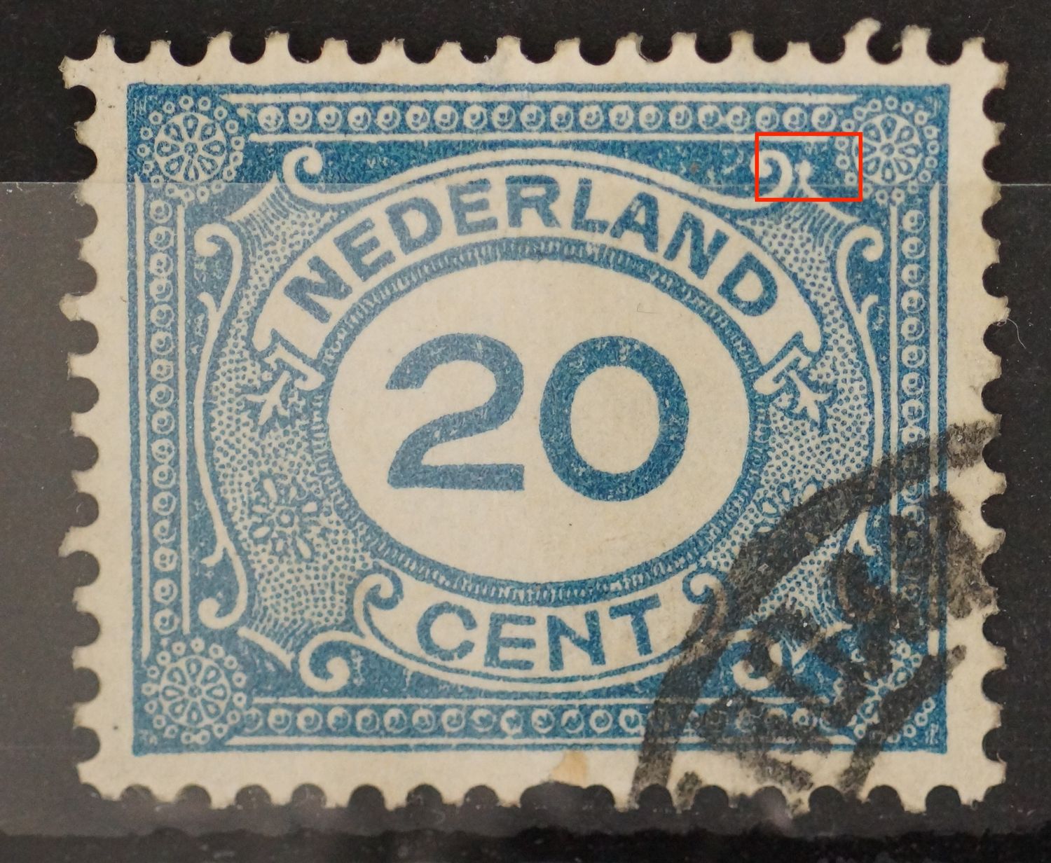 NVPH 109 - o.a. witte vlek rechts, boven