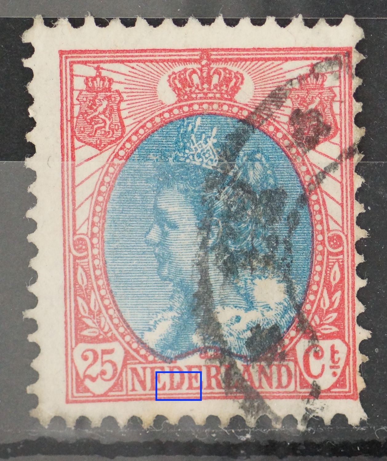 NVPH 71 - rode vlek onderin 1e D van NEDERLAND