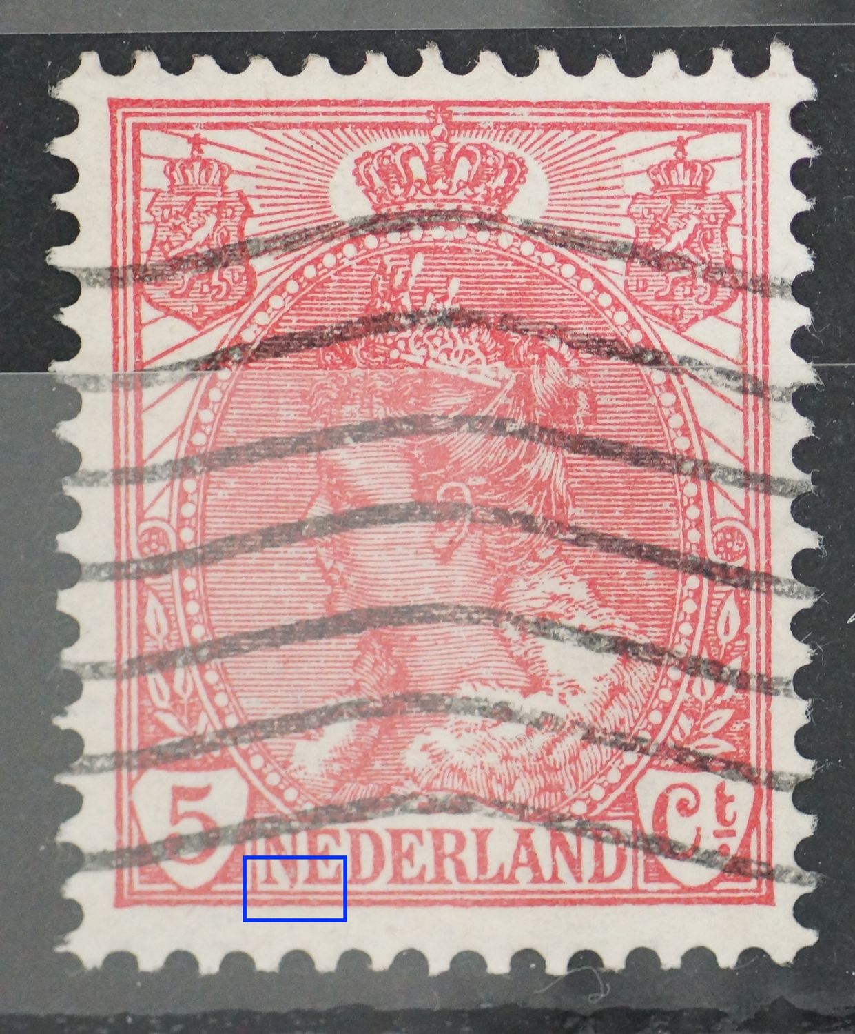NVPH 60 - rood puntje onderaan de 1e N van NEDERLAND