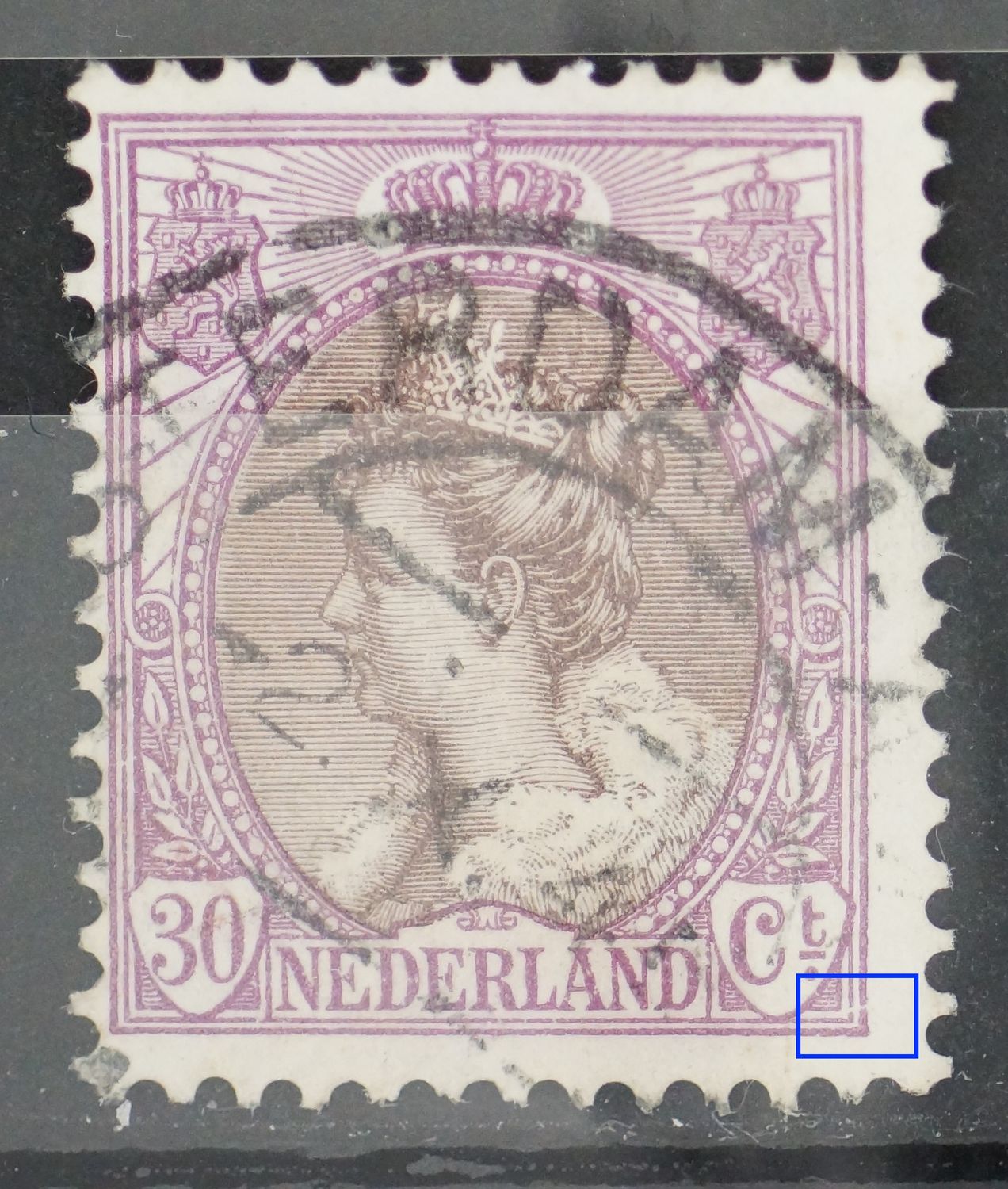 NVPH 72 - breuk in kaderlijnen rechts, helemaal onderaan