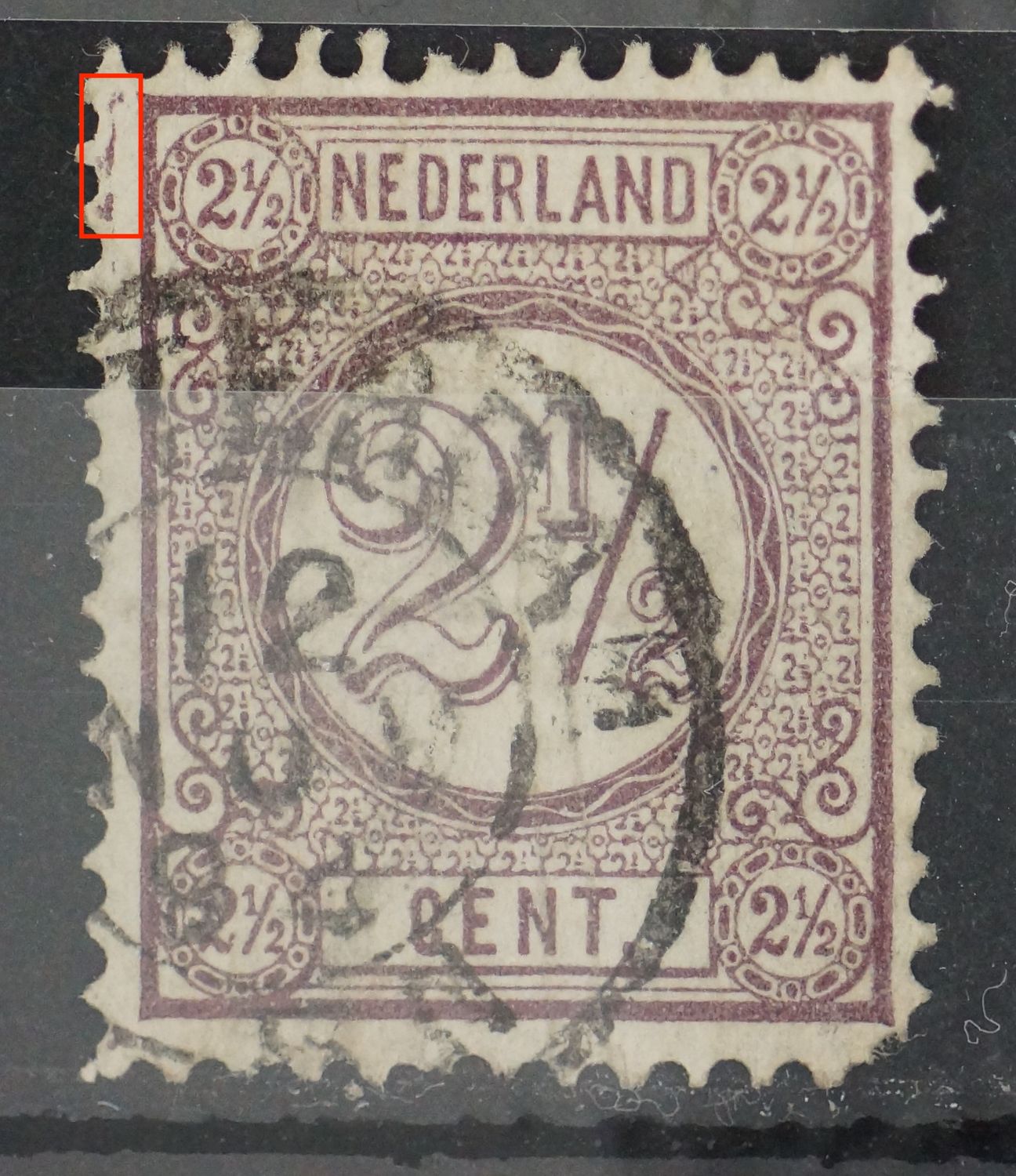 NVPH 33 - violette vlek / streep linksboven buiten zegelbeeld