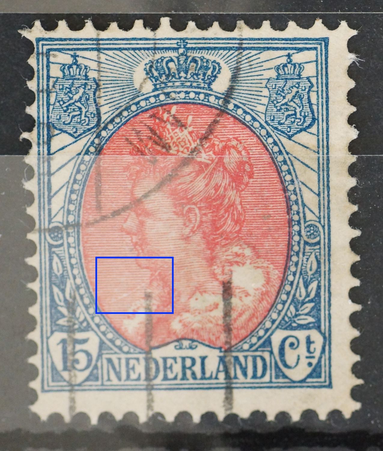 NVPH 65 - witte graveerkras in het medaillon