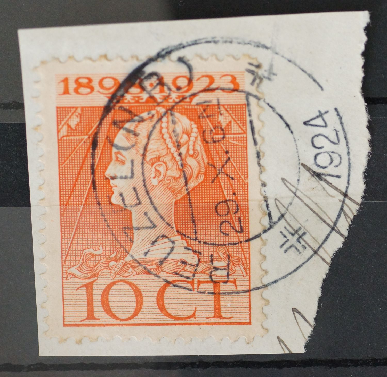 Reuzel (N.B.) op NVPH 124