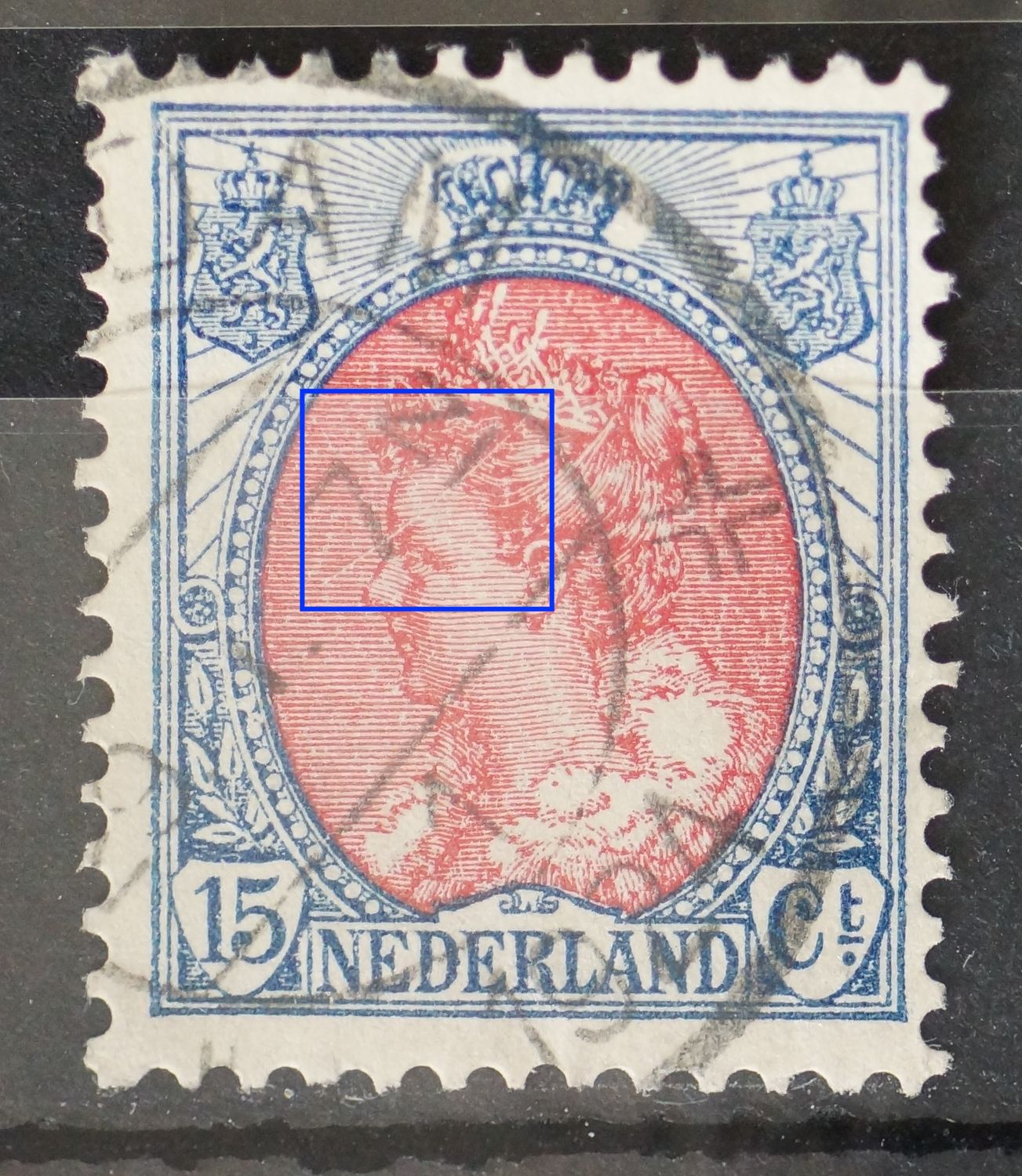 NVPH 65 - diagonale witte kras in het gezicht