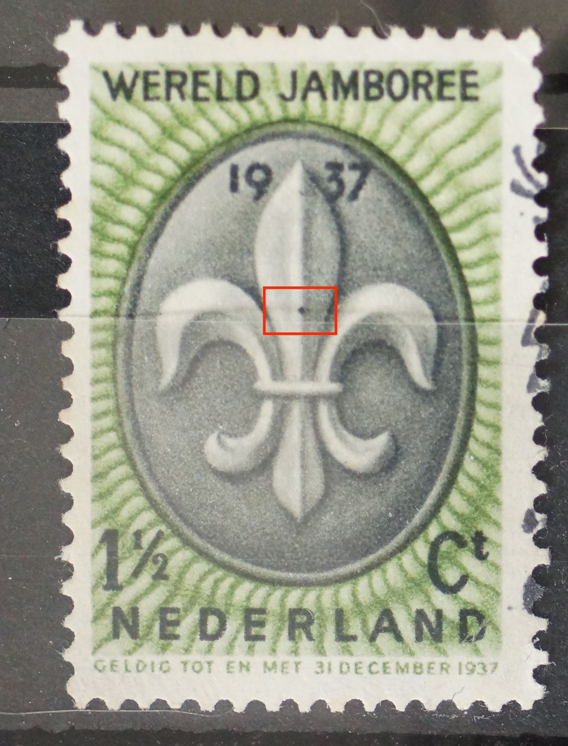 NVPH 253 - grijze vlek middenin de Franse lelie