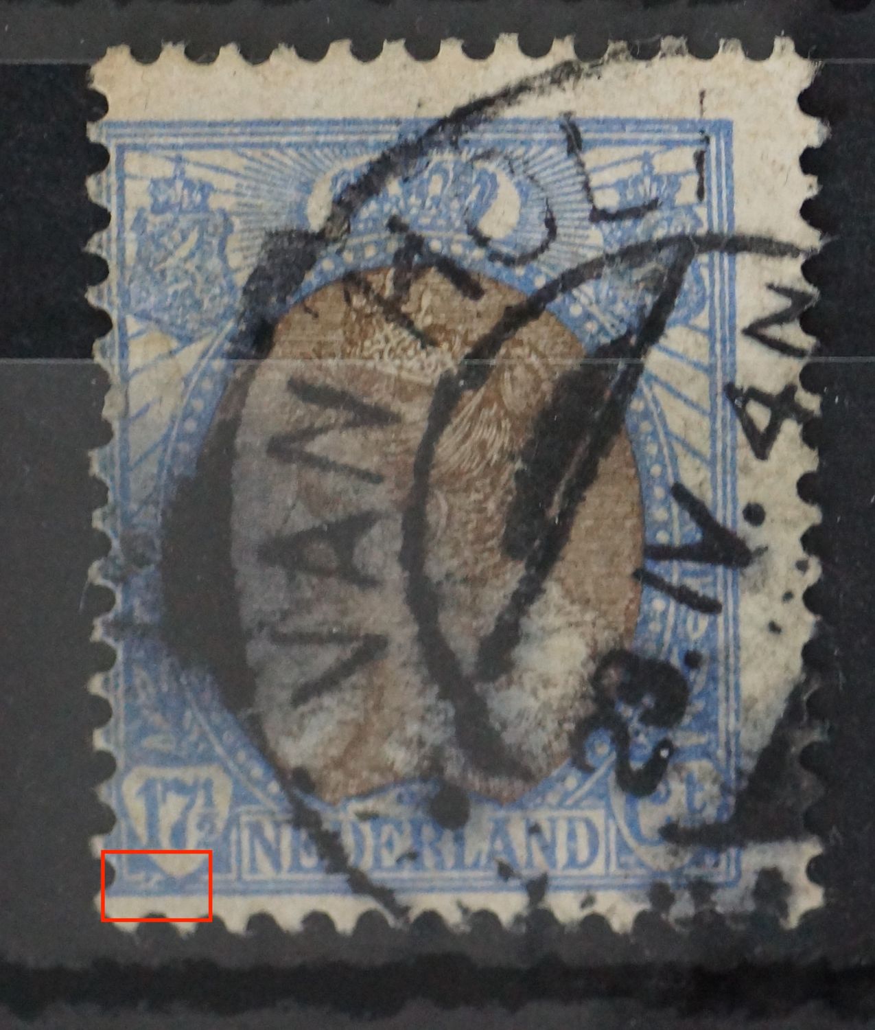 NVPH 67 - blauwe punten onder schild rondom 17 1/2
