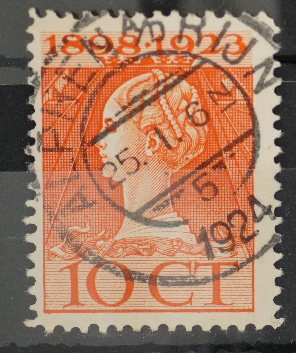 Alphen a/d Rijn 5 op NVPH 124 Alphen a/d Rijn 5 op NVPH 124