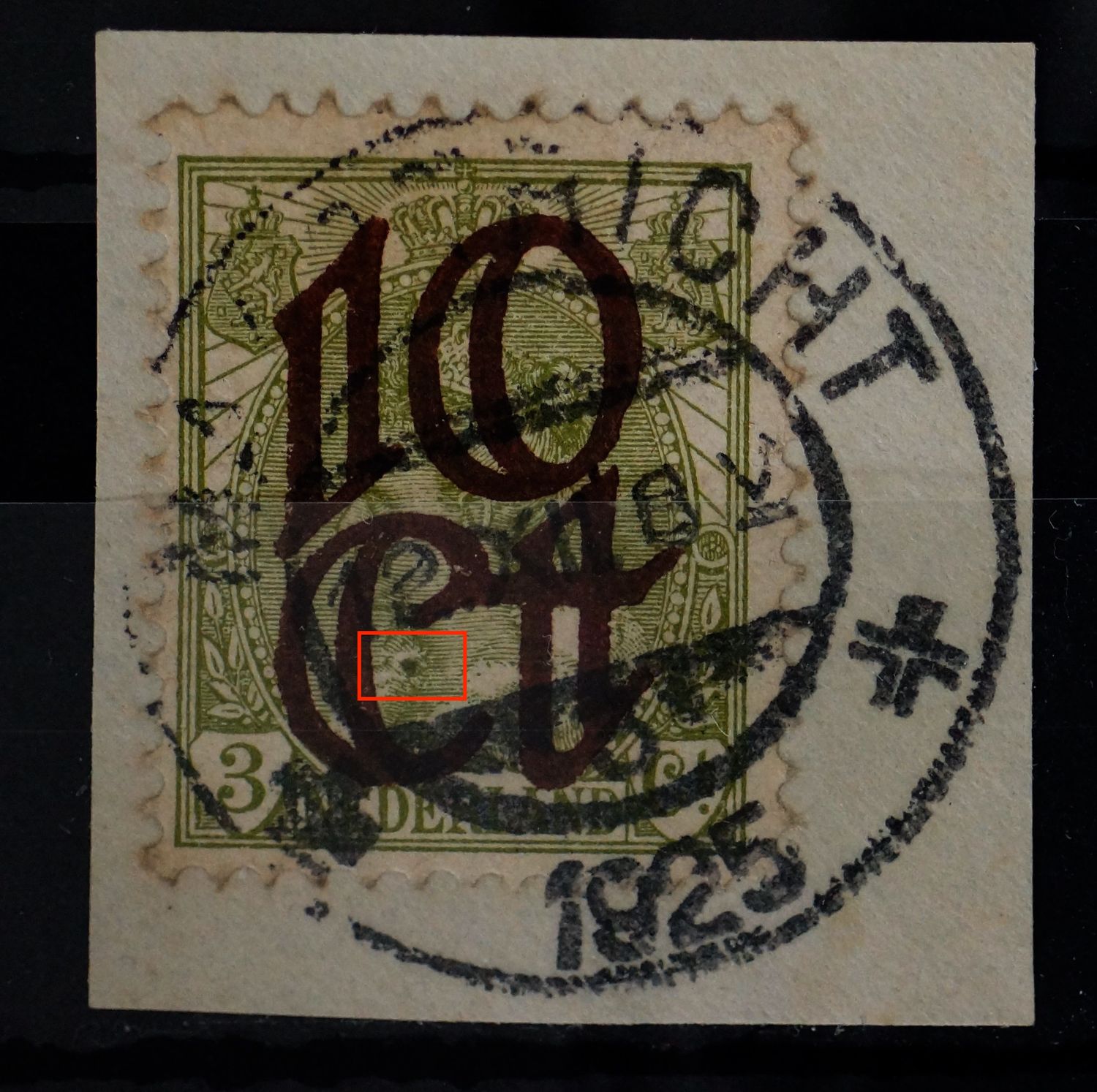 NVPH 116 - groene vlek op de bontkraag