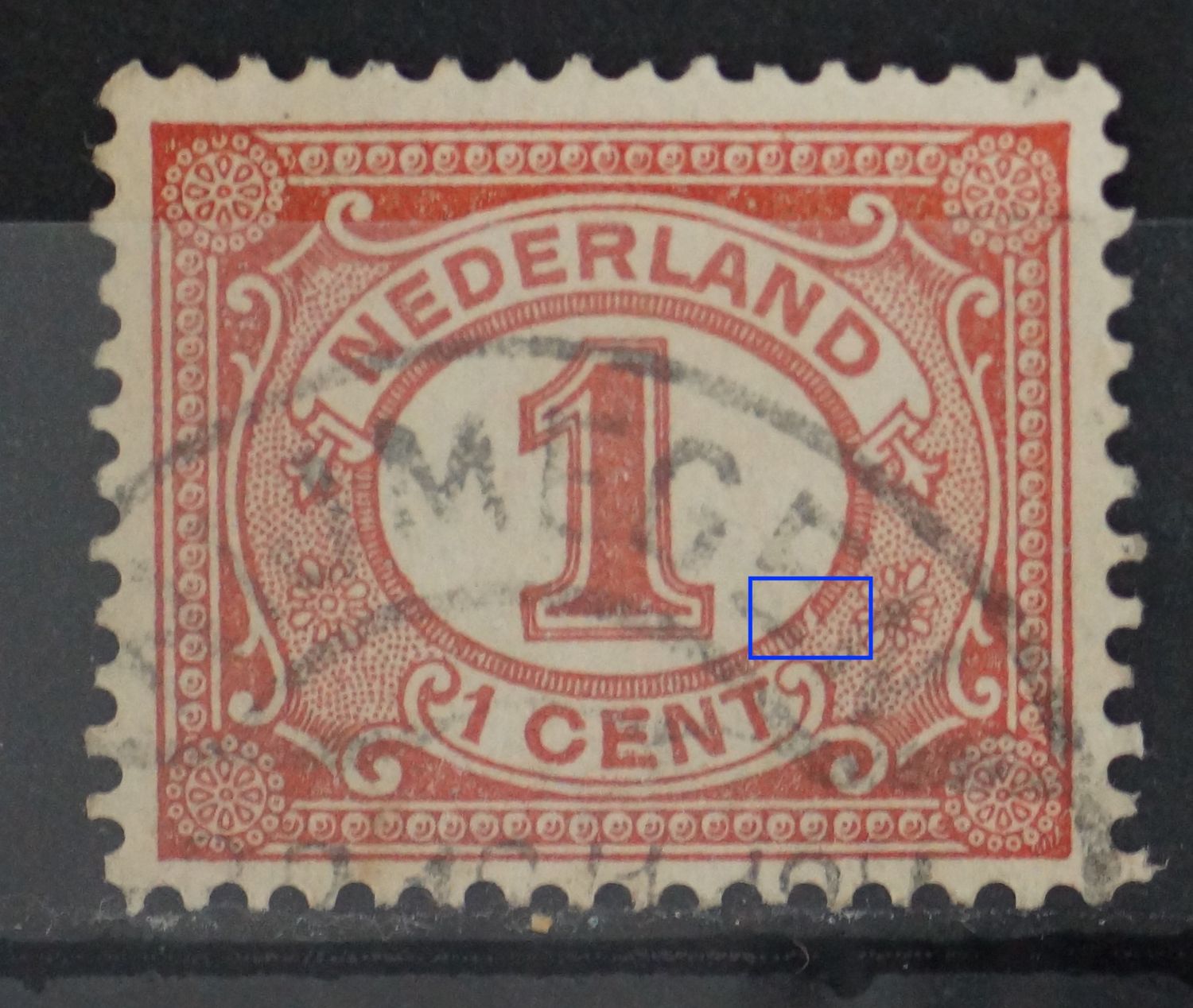 NVPH 51 - breuk / witte vlek in rand medaillon rechtsonder