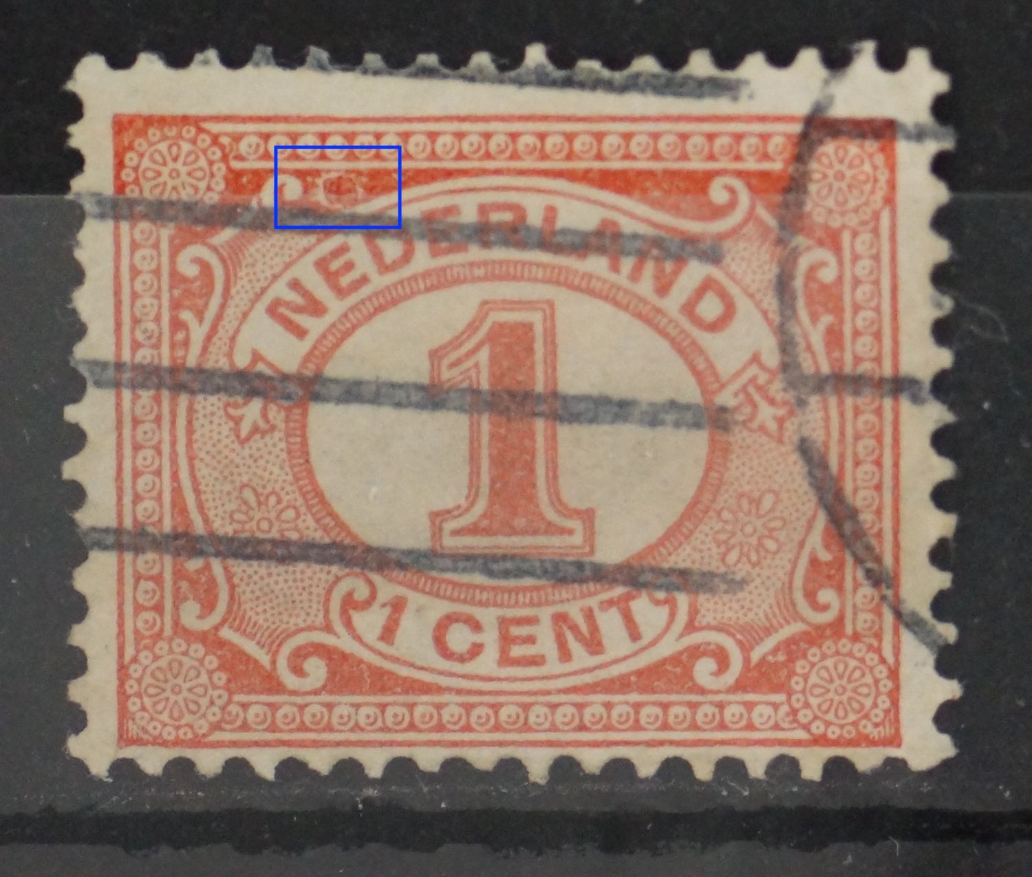 NVPH 51 - grote rode vlek (retouche ?) linksboven