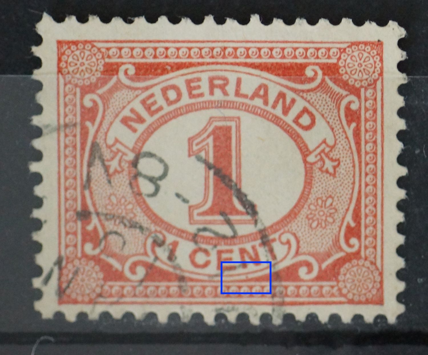 NVPH 51 - rode punt onder de N van CENT
