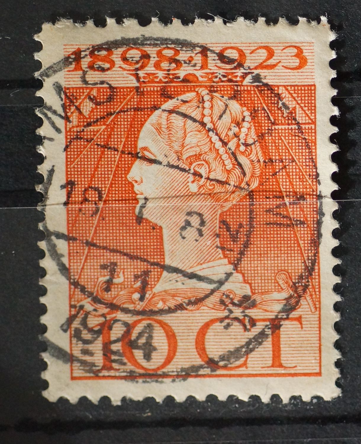 Amsterdam 11 op NVPH 124