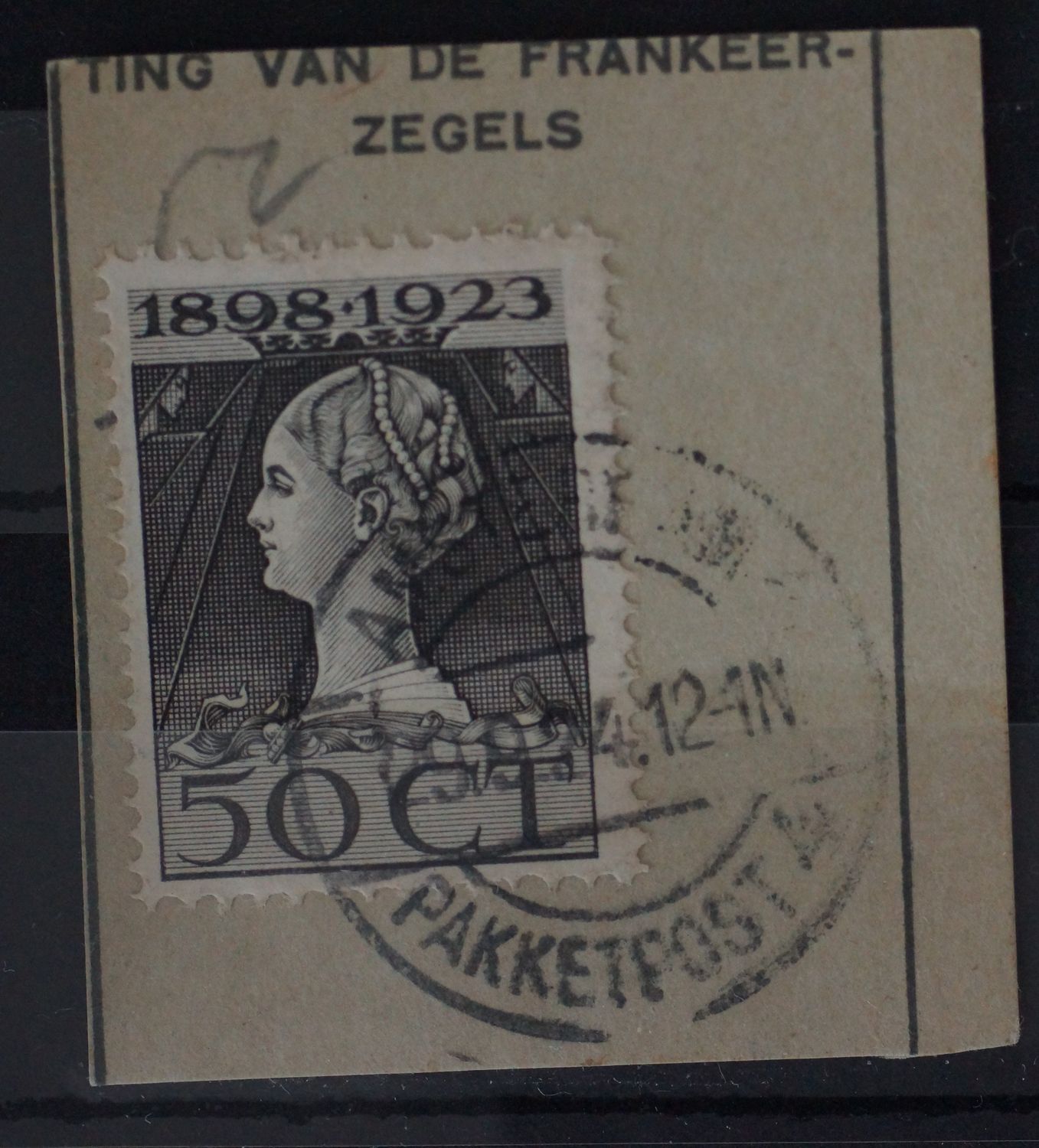 Amsterdam Pakketpost 4 op NVPH 128