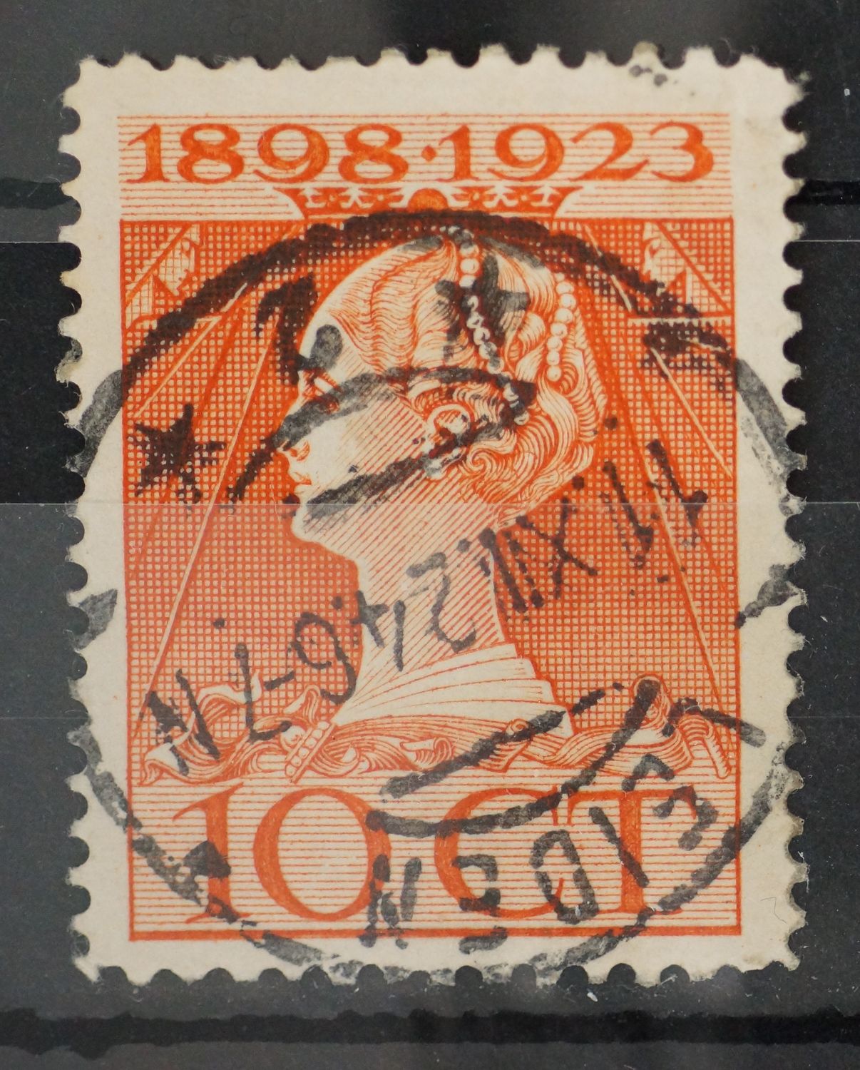 Leiden 2 op NVPH 124