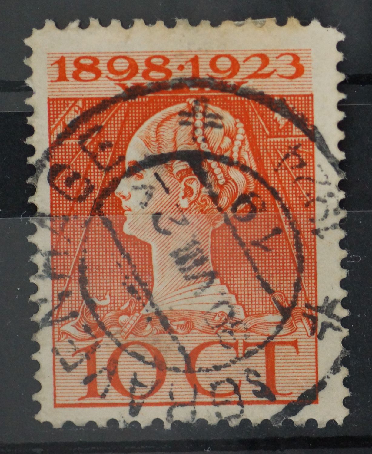 sGravenhage 19 op NVPH 124