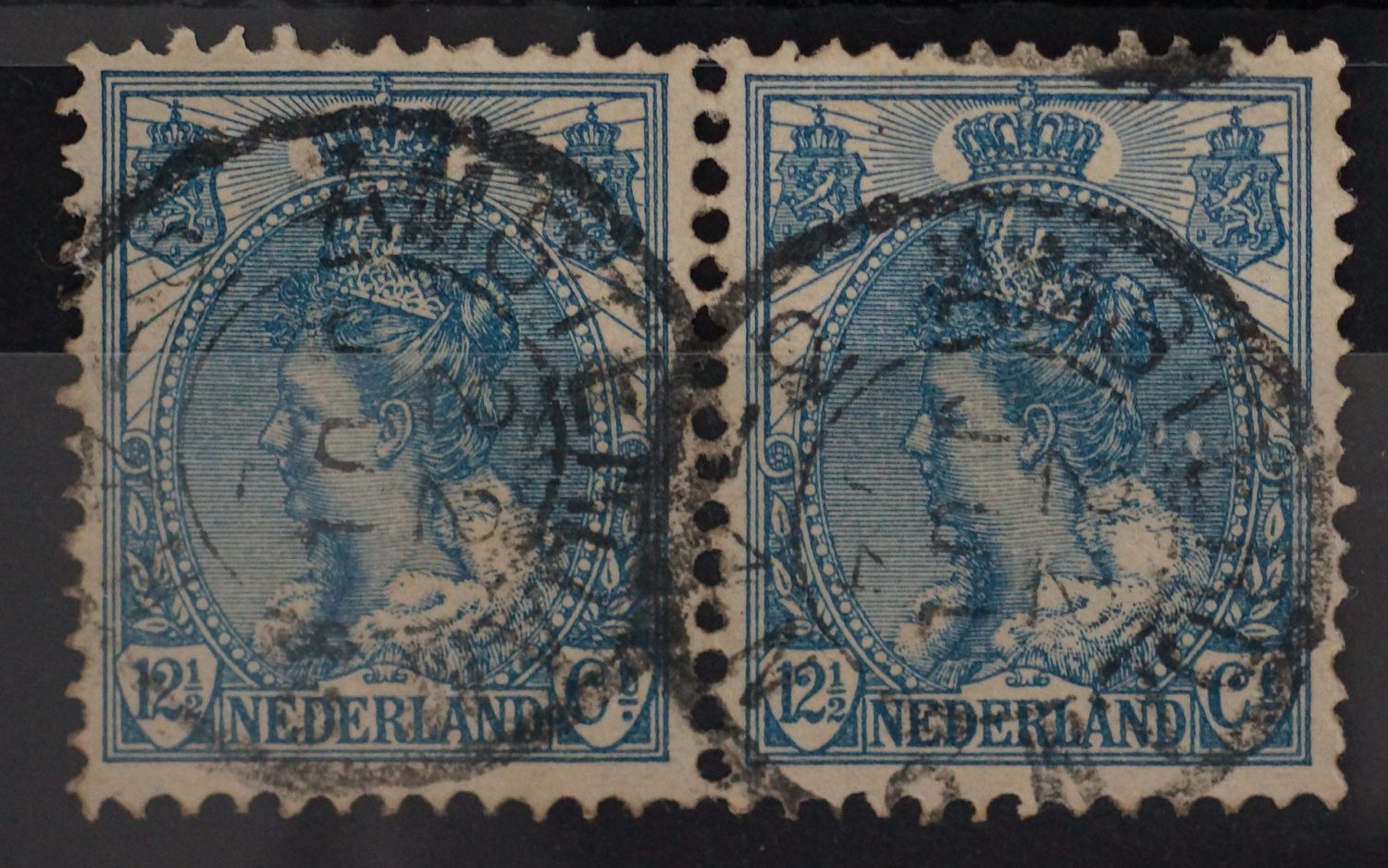 Amsterdam 2 op NVPH 63 (paar)