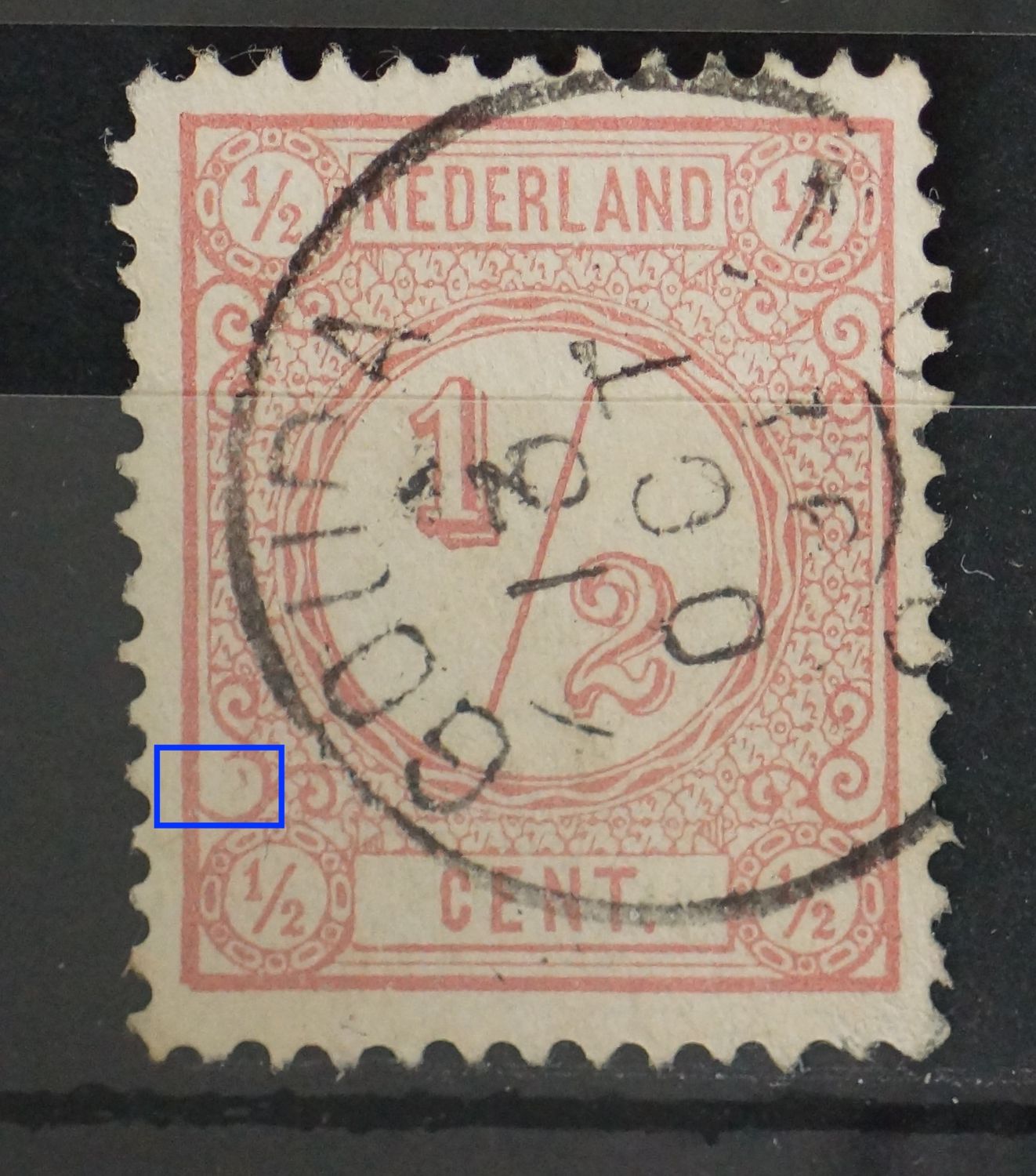 NVPH 30 - witte vlek in krul linksonder