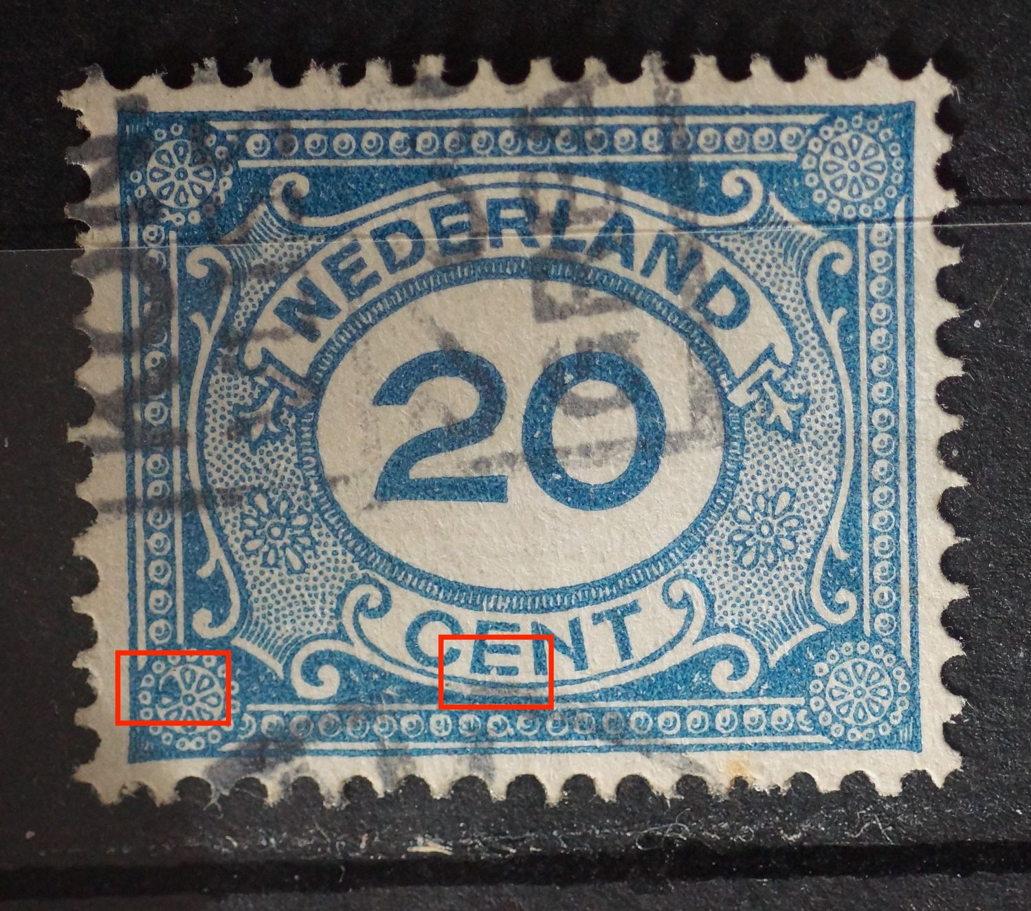 NVPH 109 - blauwe vlek in rozet linksonder en wit vlekje onderin de E van CENT
