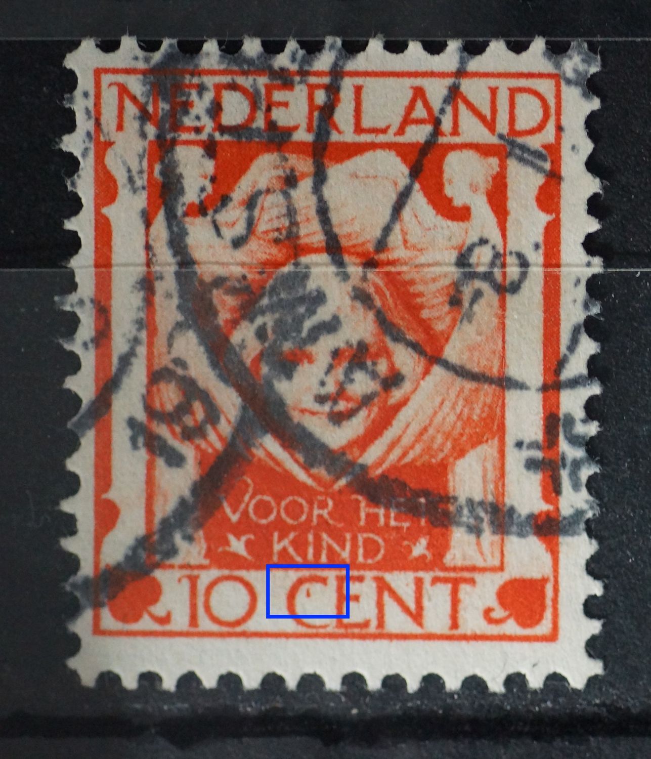 NVPH 143 - rode streep in de C van CENT NVPH 143 - rode streep in de C van CENT