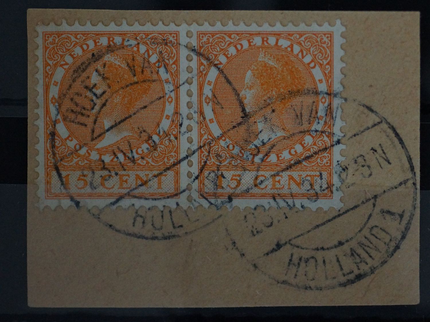 Hoek van Holland 1 op NVPH 183 (paar) - vrij schaars