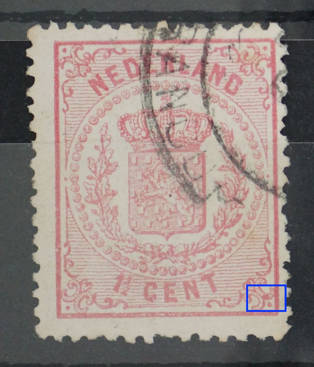 NVPH 16 - roze vlek in de rechter onderhoek