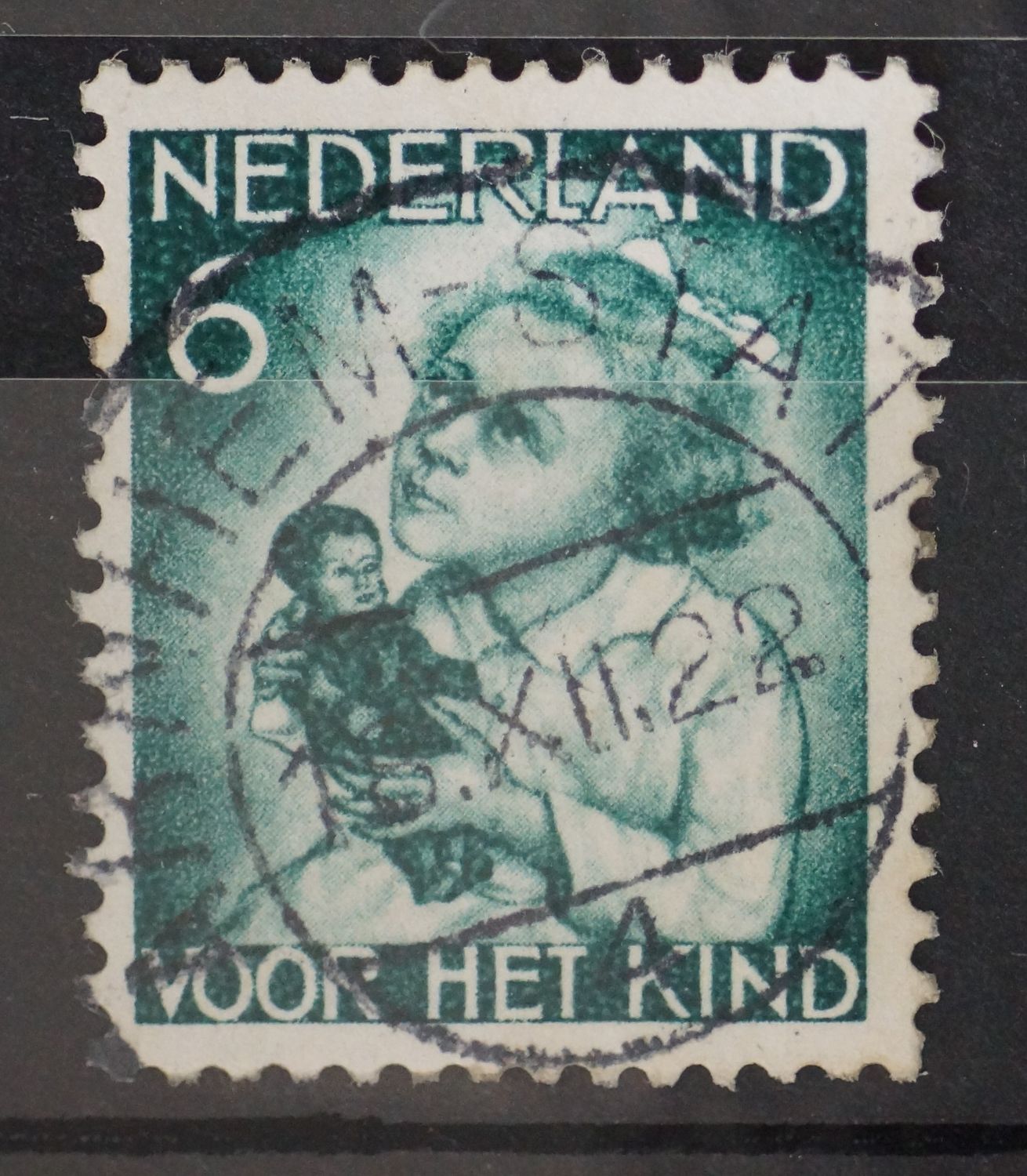 Arnhem-Station 4 op NVPH 272