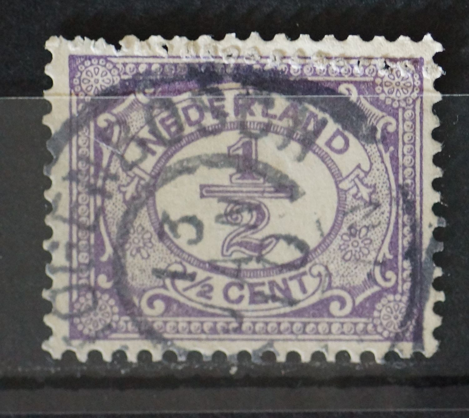 Bossche tanding (extra perforatie bovenzijde) op NVPH 50