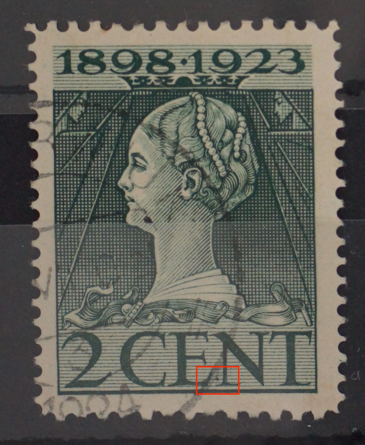 NVPH 121 - Groene punt tussen EN van CENT NVPH 121 - Groene punt tussen EN van CENT