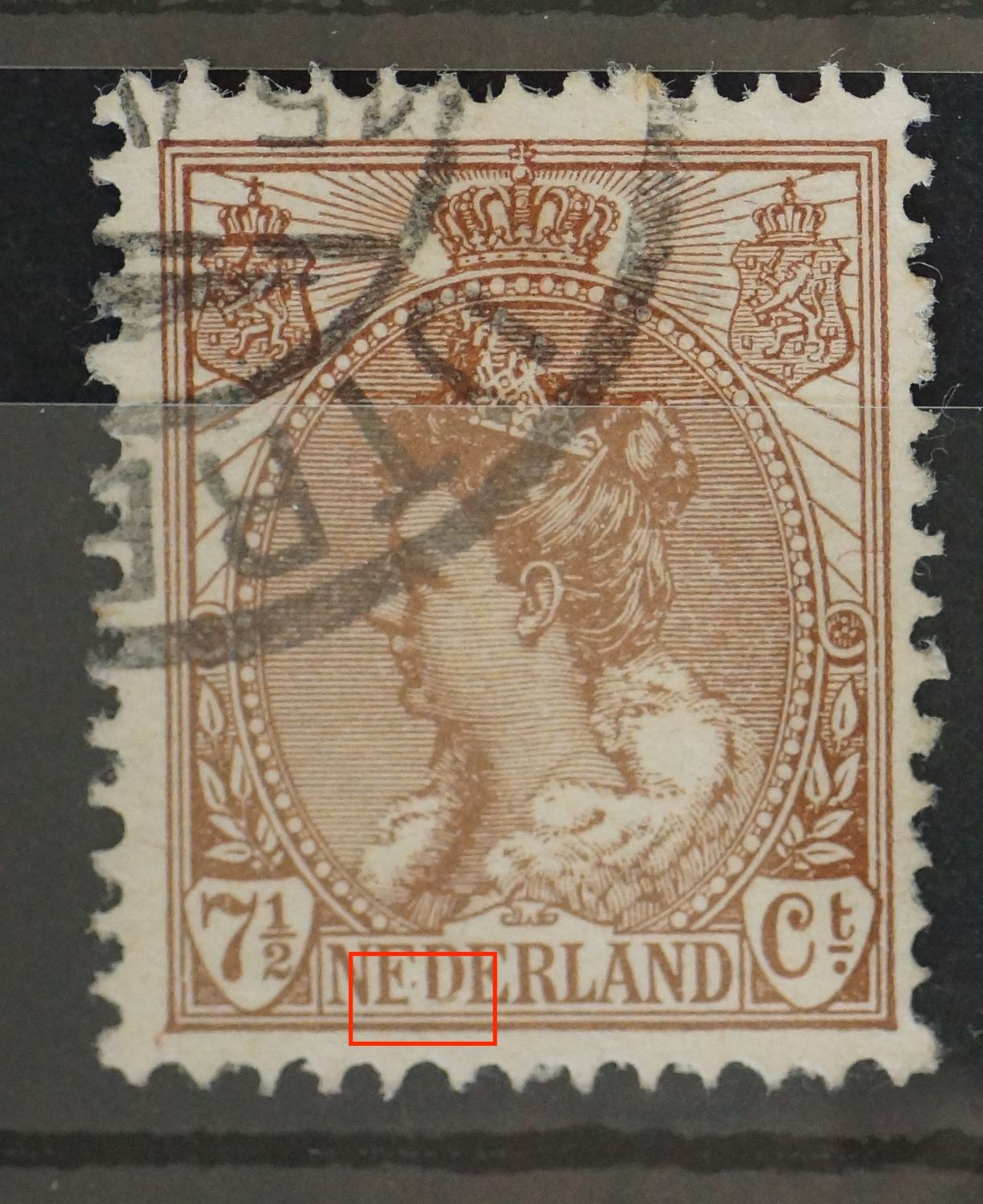 NVPH 61 - beschadiging / grote witte vlek onderin ED van NEDERLAND