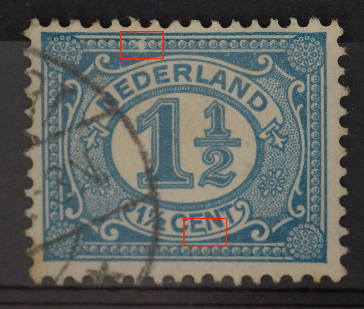 NVPH 53 - o.a. witte vlek in parelrand boven en blauwe punt onder de E van CENT