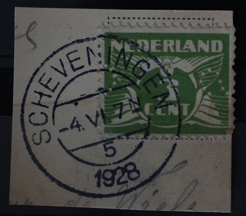 Scheveningen 5 op NVPH 175, perfin S Scheveningen 5 op NVPH 175, perfin S