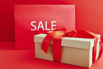 SALE   %