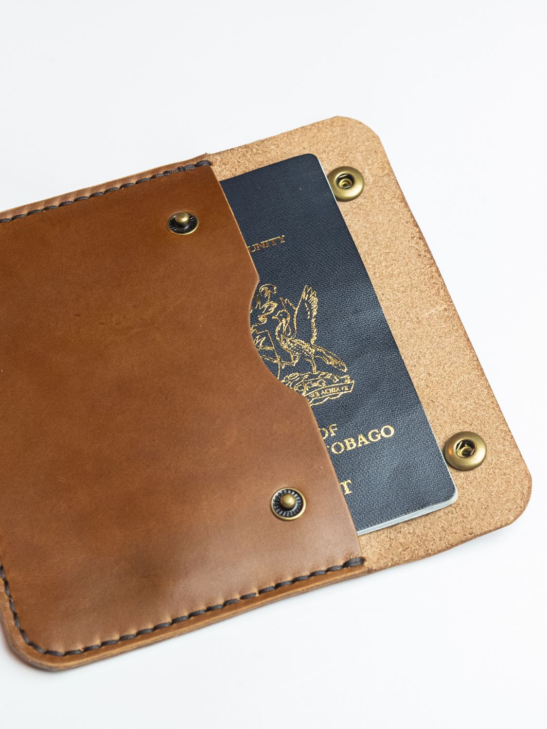 Passport Sleeve - Natural Brown