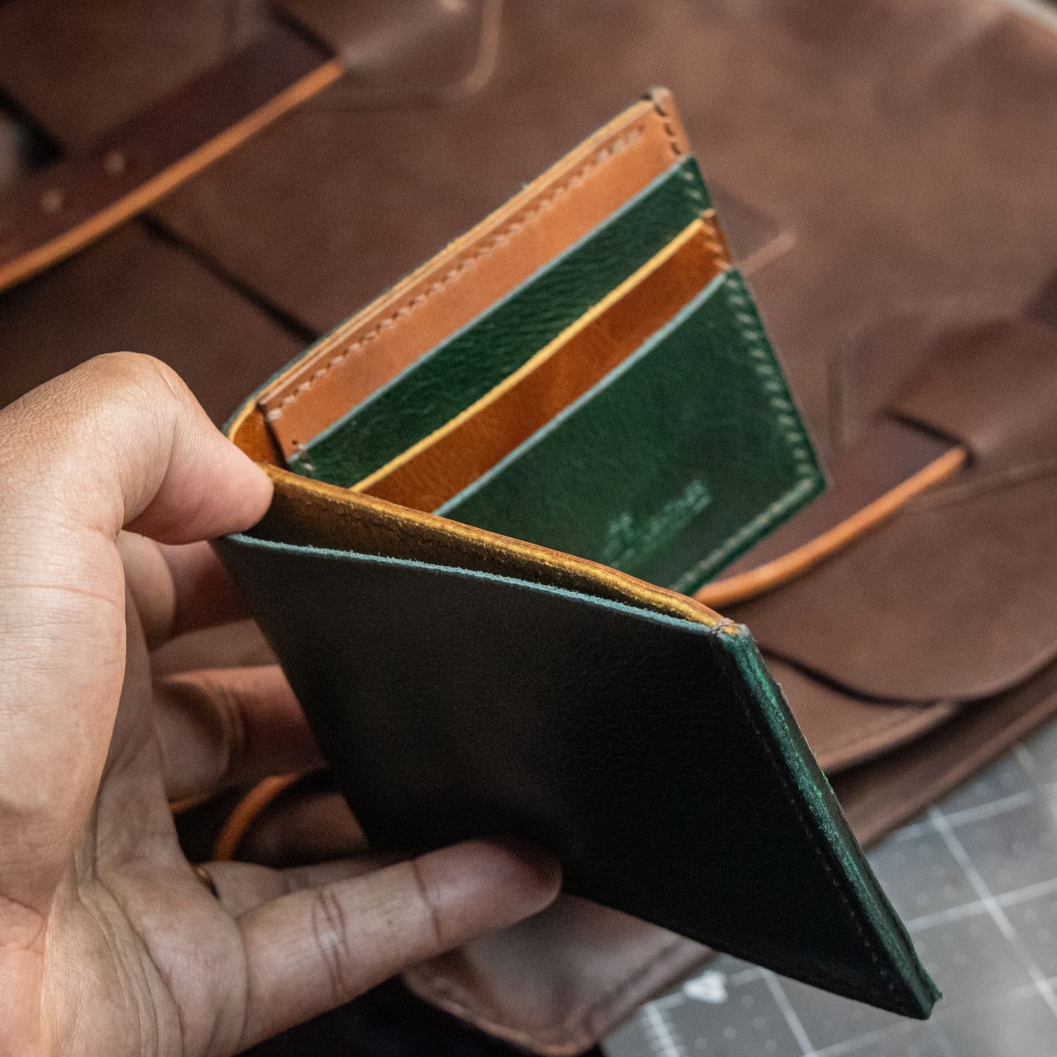 Buffalo Classic Wallet - Forest Green &amp; Tan