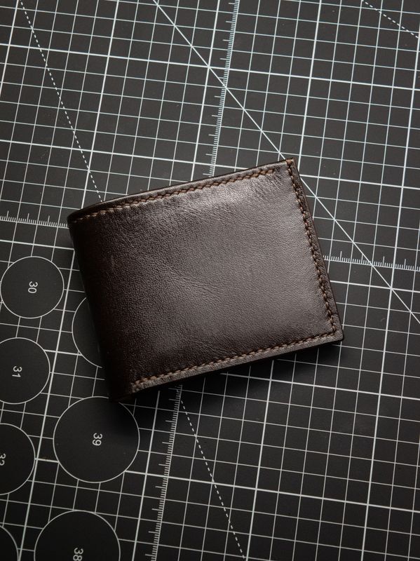Classic Bifold Wallet - Coffee Brown