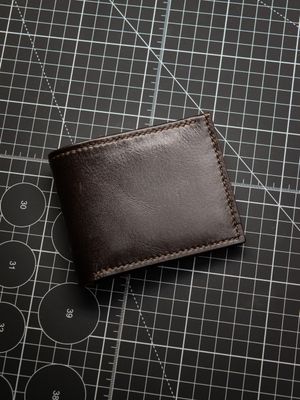 Classic Bifold Wallet - Coffee Brown