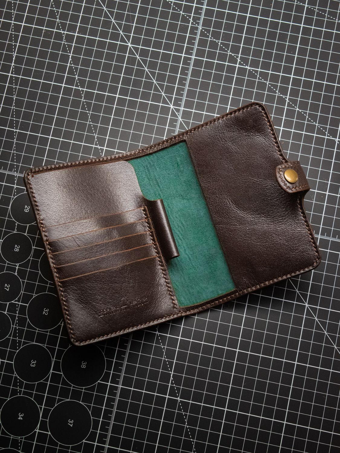 Travel Organizer - Coffee Brown