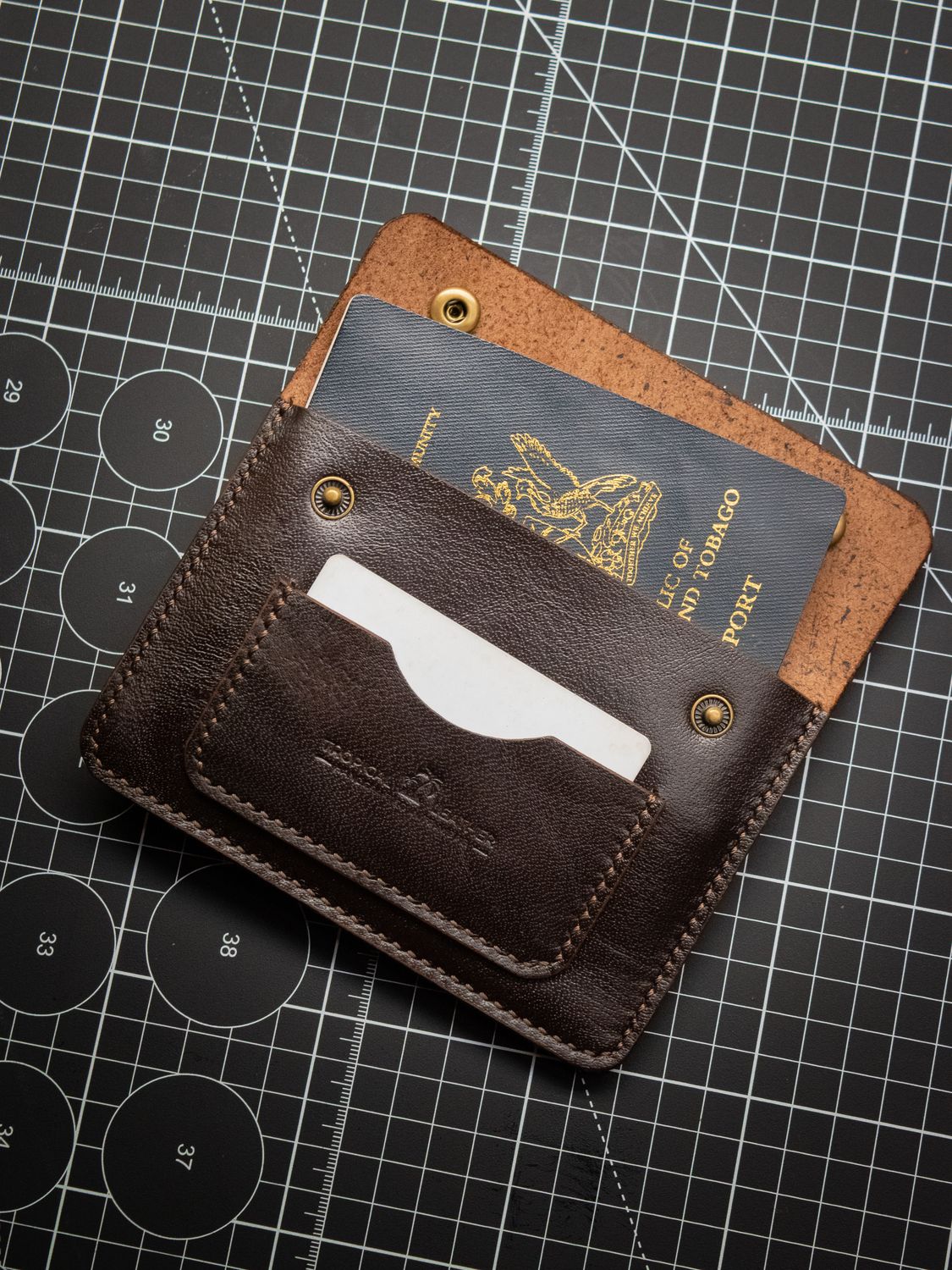 Travel Sleeve - Coffee Brown